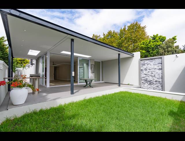 3 BEDROOM HOUSE TO LET IN CLAREMONT